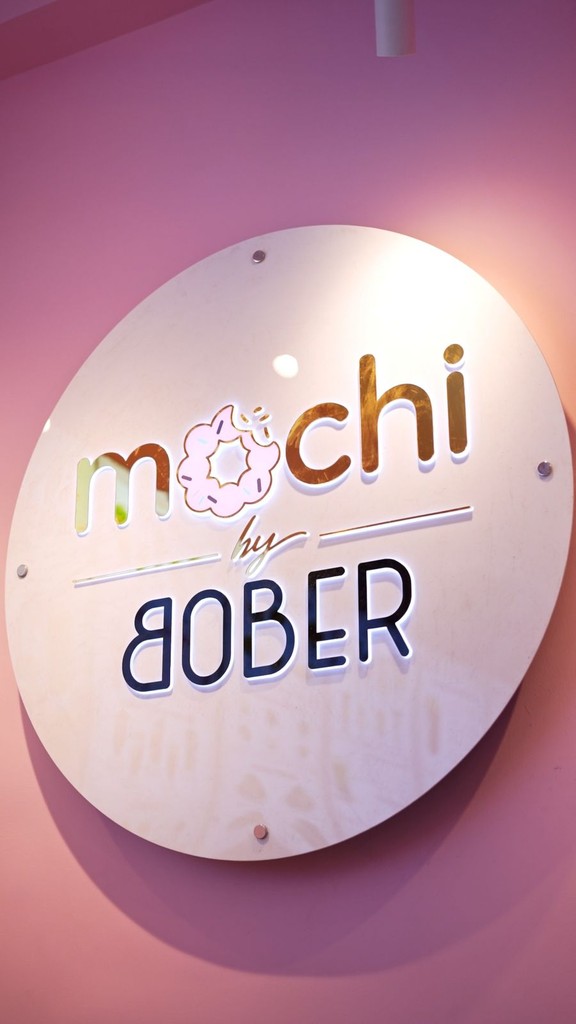 Bober Tea team inside a cafe